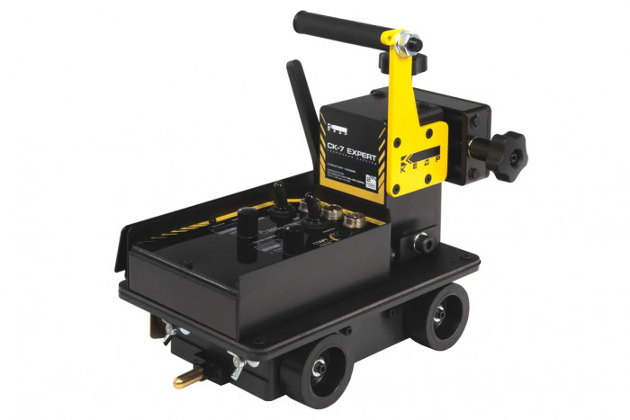 Сварочный трактор КЕДР Каретка сварочная СК-7 EXPERT под гибкую рейку